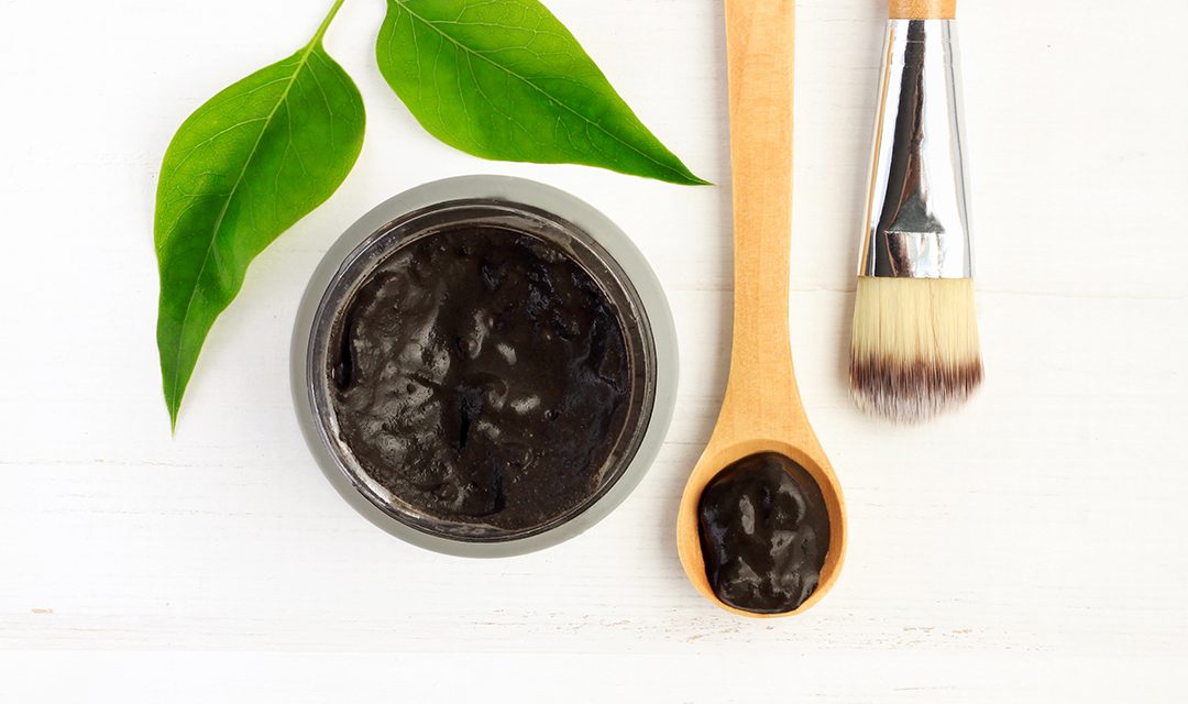 4 Clays You Should Be Using for Acne, Scars And As Anti-Aging Agents