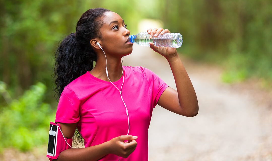 3 Reasons To Drink More Water And How To Tell If You’re Dehydrated