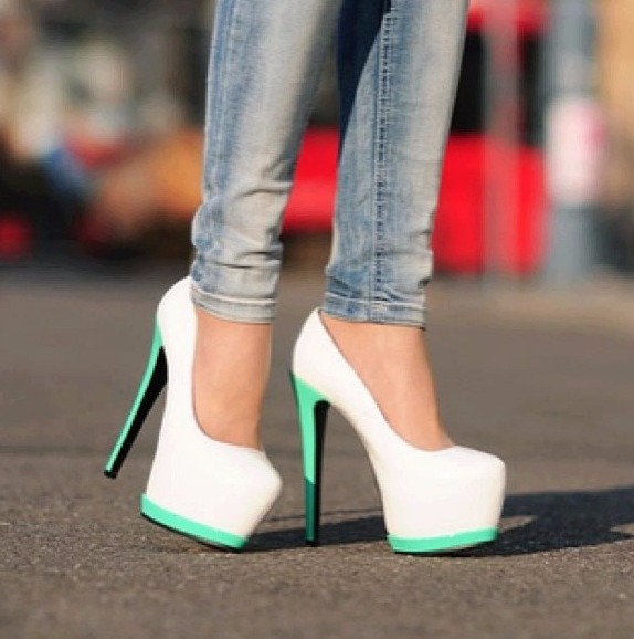 Summer heels 111124