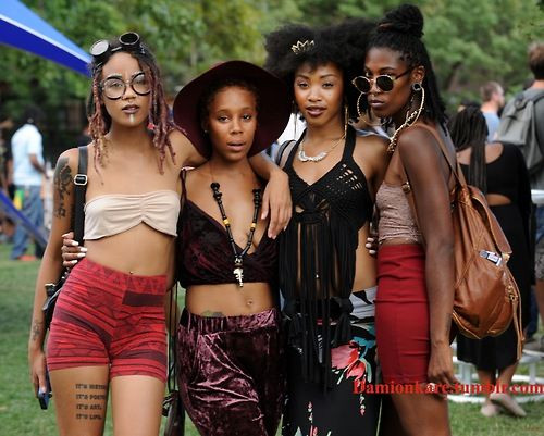 Afro Punk Fever Is In The Air - 40 Women Who Inspire Us With Eclectic Afro Punk Style 3