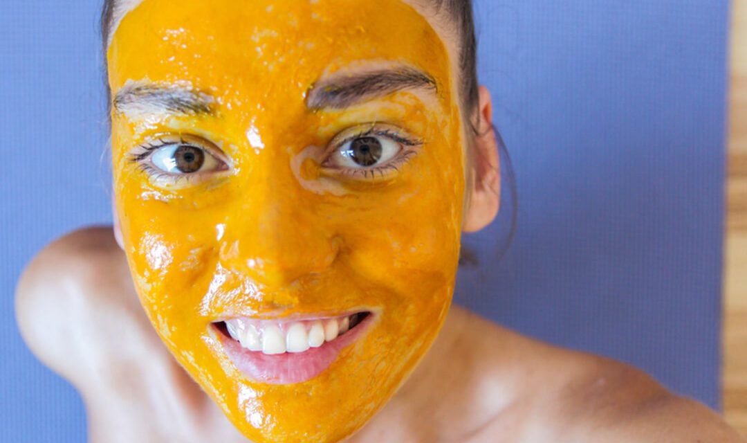 Turmeric Face Masks for getting rid of Acne Naturally and FAST